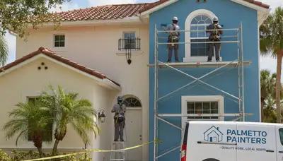 Bradenton, FL painters providing professional interior and exterior painting services